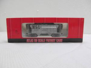 lot 411 image: Atlas car
