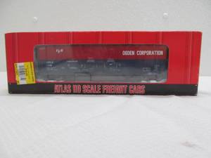 lot 415 image: Atlas car