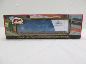 lot 418 image: Atlas car