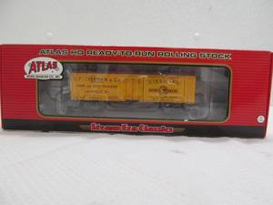 lot 433 image: Atlas car