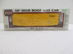 lot 467 image: Walthers train car