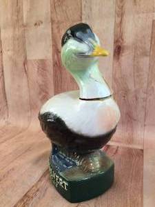 lot 137 image: 1980 Lord Calvert Decanter