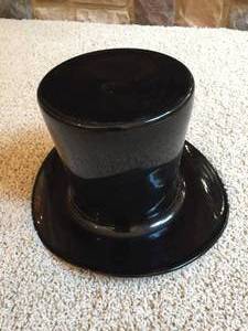 lot 218 image: Fun Ceramic Top Hat