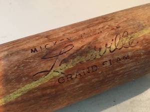 lot 247 image: Vintage Louisville Bat