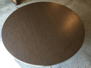 lot 248 image: Round Folding Table