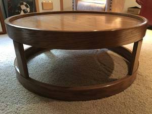 lot 254 image: Round Wooden Table