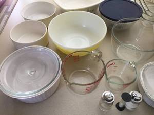 lot 273 image: Assorted Cooking  Baking Lot
