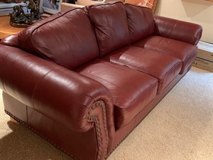 lot 202 image: Norwalk Aniline Leather Couch And Chair