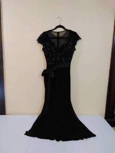 Betsy & Adam Dress (Size 8)