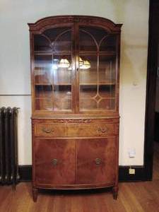 BEAUTIFUL Vintage China Cabinet