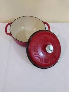 Lodge Enamelled Cast Iron Dutch Oven