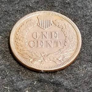 1879 INDIAN HEAD CENT looks VF in hand