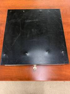 Used lockable cash drawer. Can be m...