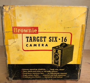 lot 120 image: Brownie Target Six-16 Camera By Kodak