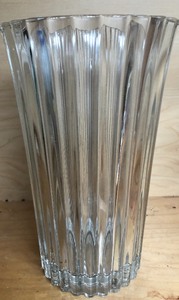 lot 153 image: Clear Glass Lot