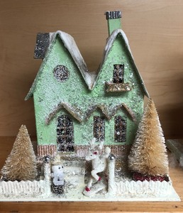 lot 194 image: Antique Christmas Paper Mache Houses