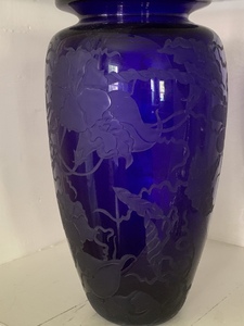 lot 17 image: Colalt Blue Vase with Candle Holders
