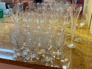 lot 24 image: Lot of Stemware