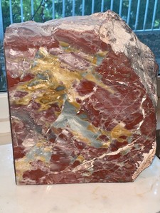 lot 49 image: Large Marble Slice Rock Bookend