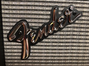 lot 219 image: Fender 15G Speaker Amp
