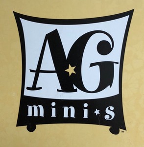 lot 230 image: American Girl Minis Lot