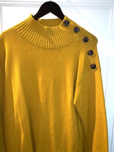 lot 108 image: Anthropologie Ladies Sweater