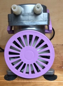 lot 209 image: Diphram Vacuum Pump
