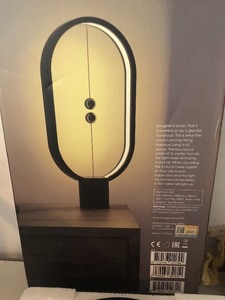 lot 329 image: Zan Design Heng Balance Lamp