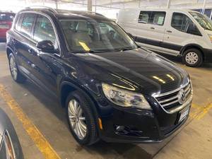 2010 Volkswagen Tiguan SEL FWD