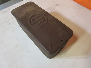 Vintage IHC Tool Box