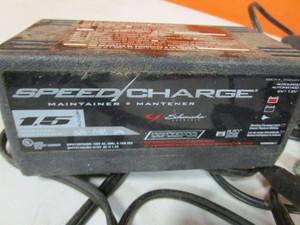 (3) Battery Tenders
