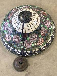 lot 11 image: Tiffany Style 3 Bulb Light 20 12 Diameter