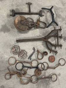 lot 84 image: Antique Metal Tools