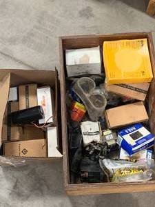 lot 86 image: Vintage Electrical Misc. Parts