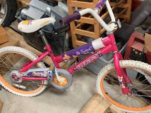 lot 92 image: So Sweet Girls Huffy Bike