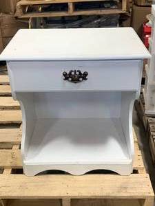 lot 105 image: Oak Night Stand