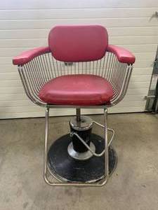 lot 131 image: 1960s Barber Chair Belmont Takara Warren Planter Style Original from Josephs School of Hair