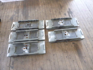 lot 13 image: 5 Muskrat Trapping Floats