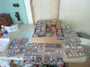 lot 66 image: Box of Baseball Cards
