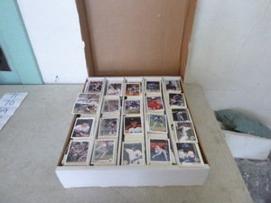 lot 67 image: Box of Baseball Cards