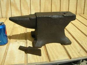 lot 7 image: 50lb Anvil