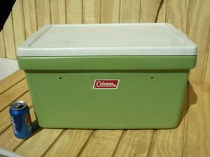 lot 30 image: Vintage Coleman Cooler