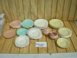 lot 41 image: Vintage Franciscan Ware - California