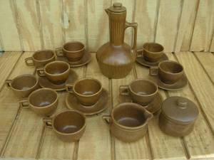 lot 55 image: Vintage Western Stoneware Drink Set