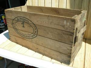 lot 60 image: Antique Wooden Outboard Motor Shipping Crate
