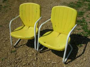 lot 66 image: Pair Vintage Steel Yard Chairs