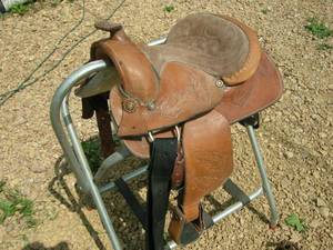 lot 75 image: Small Leather Horse Saddle