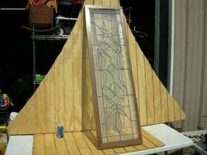 lot 105 image: Vintage Leaded Glass Window