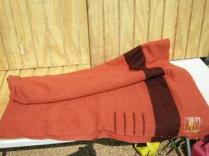 lot 110 image: Vintage Hudsons Bay 4 Point Blanket
