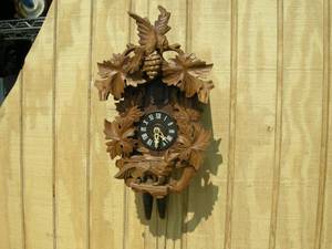 lot 112 image: Vintage German Wall-Cuckoo Clock